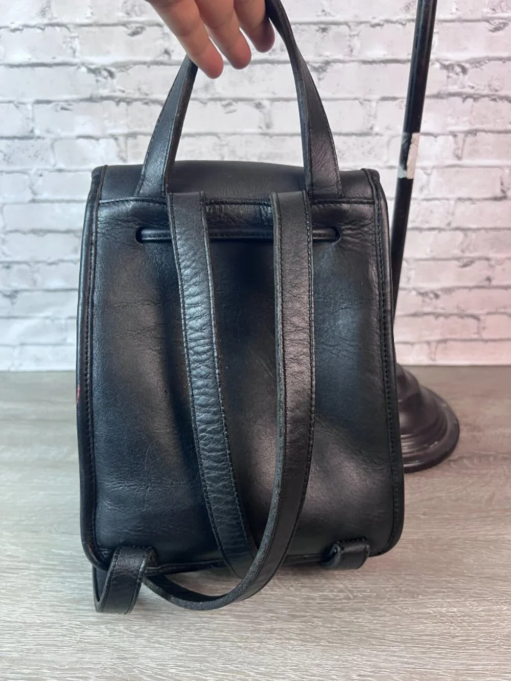 Vintage OLD COACH Backpack Bag Leather Turn Lock Black 9960